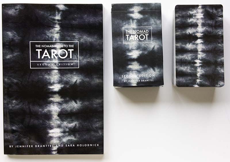 The Nomad Tarot Deck Box and Guidebook - Review